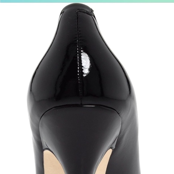 Joan & David Collection Women's Flipp Platform Pump,Black Patent - Picture 3 of 10